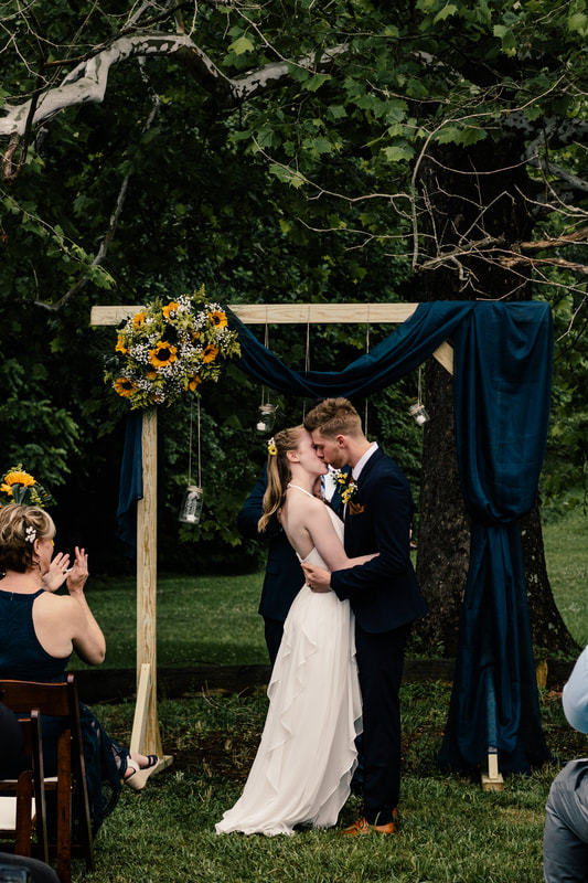 Chase & Samantha (Thistle and Sun Photography)